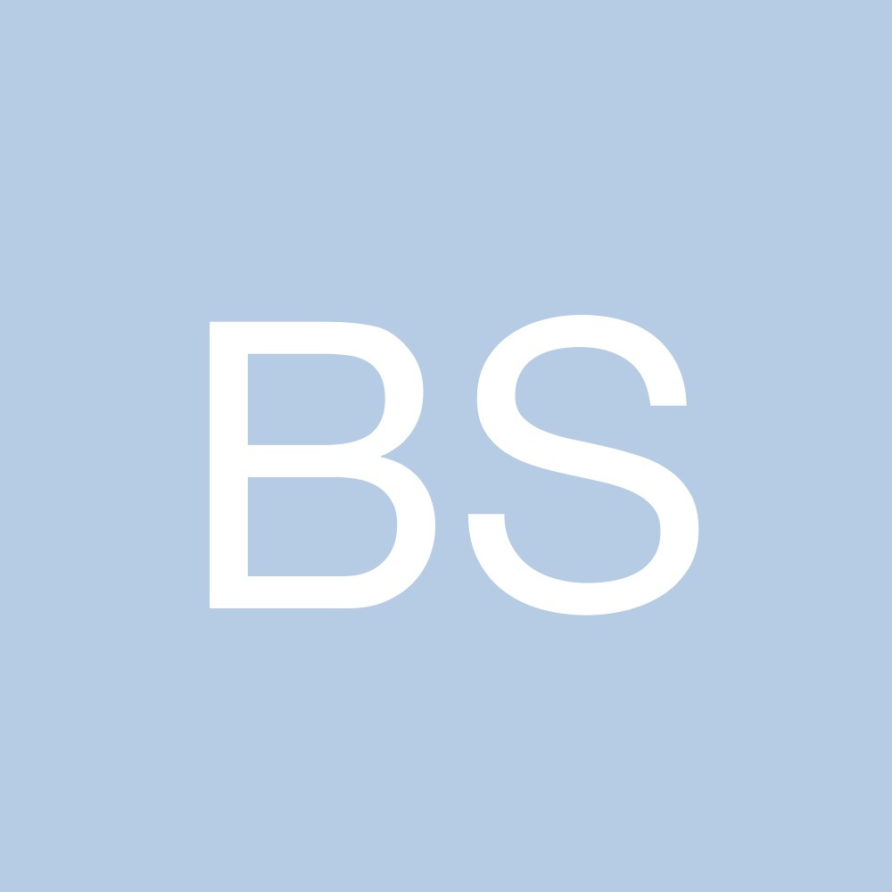 Meet your Posher, Briana